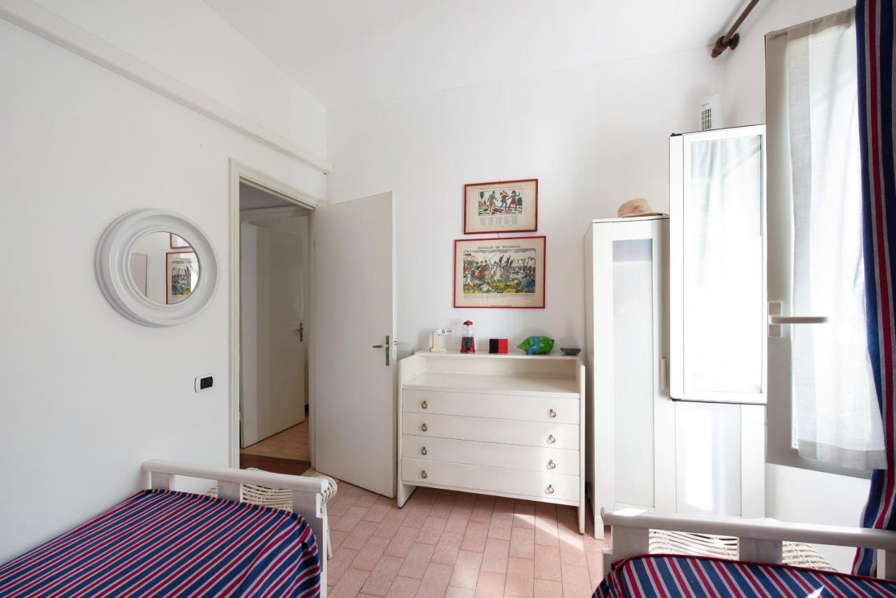 Casa Nina Lägenhet Arenzano Exteriör bild